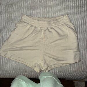 Outdoor Voices Sweatshorts - S